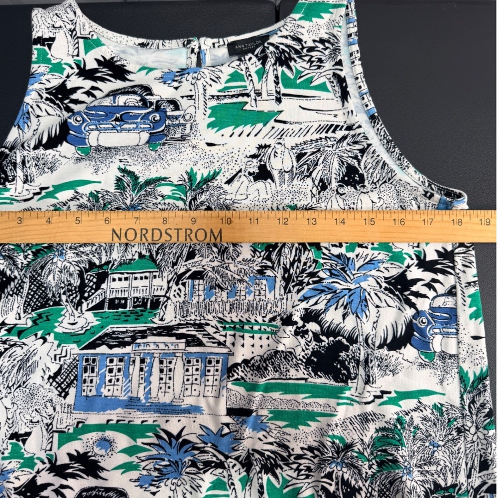 Ann Taylor Tank Top Womens M Tropical Print Coastal Pom Pom Hem Keywhole Back - Picture 5 of 9